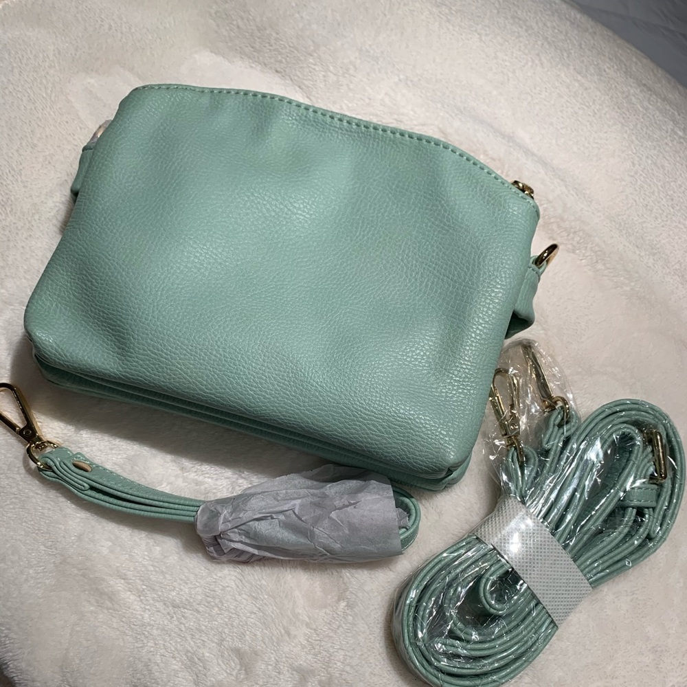 Women’s Crossbody Strap Handbag